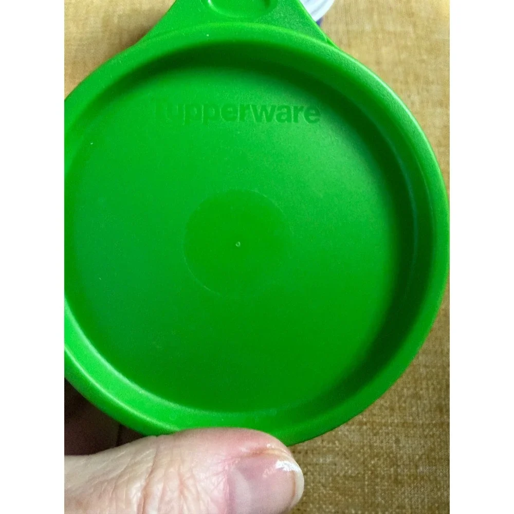 Tupperware Compartment Bento Lunch Box Yellow 550ml‎ and 2 Small Snack Bowls Set